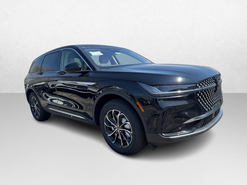 Lincoln Nautilus Vehicle Full-screen Gallery Image 03