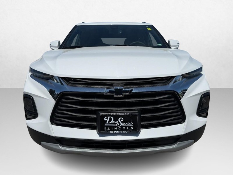 Chevrolet Blazer Vehicle Full-screen Gallery Image 02