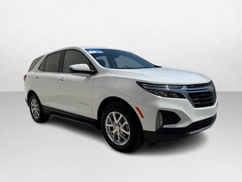 Chevrolet Equinox Vehicle Full-screen Gallery Image 03