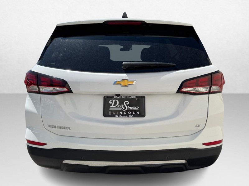 Chevrolet Equinox Vehicle Full-screen Gallery Image 06