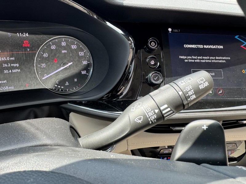 Buick Envision Vehicle Full-screen Gallery Image 21