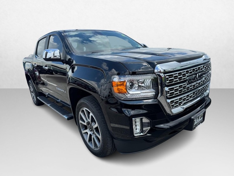 GMC Canyon Vehicle Full-screen Gallery Image 03