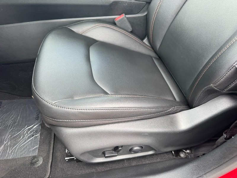 Jeep Compass Vehicle Full-screen Gallery Image 26