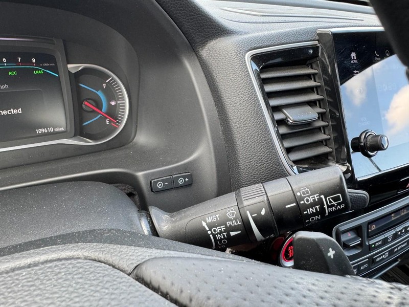 Honda Passport Vehicle Full-screen Gallery Image 21