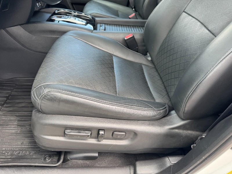 Honda Passport Vehicle Full-screen Gallery Image 26