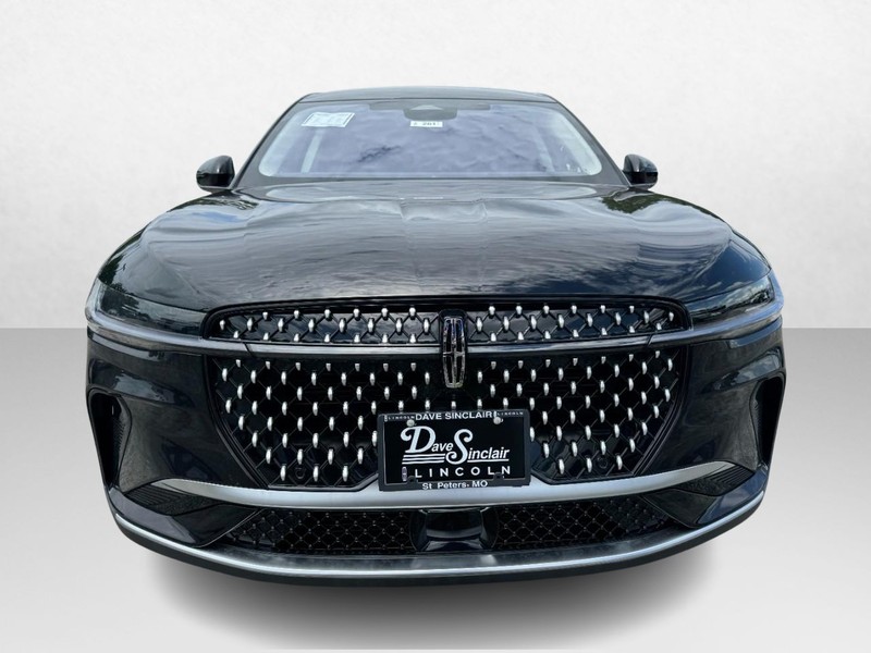 Lincoln Nautilus Vehicle Full-screen Gallery Image 02