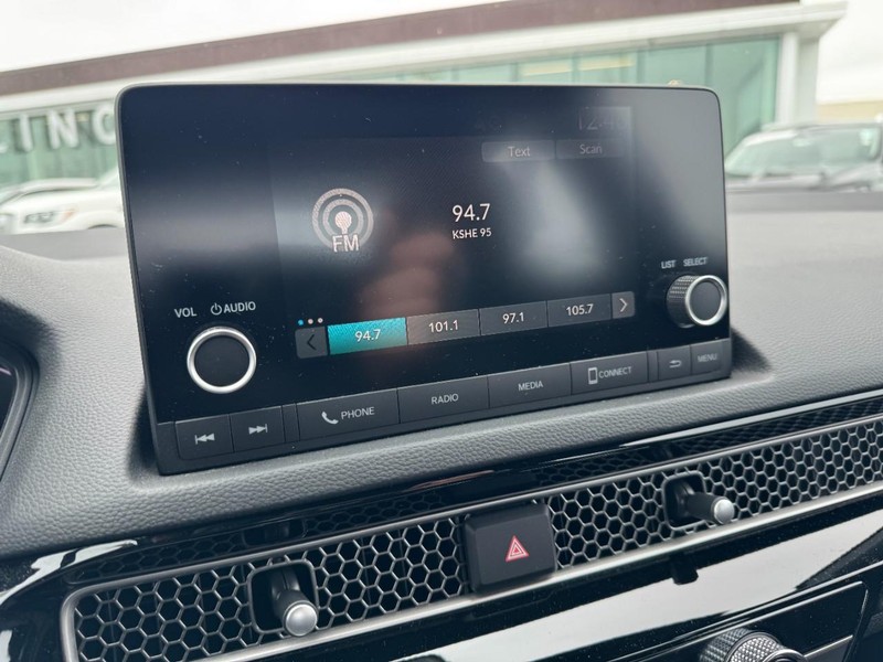 Honda Civic Sedan Vehicle Full-screen Gallery Image 16
