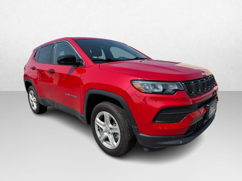 Jeep Compass Vehicle Full-screen Gallery Image 03