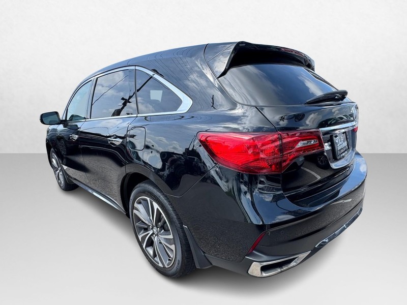 Acura MDX Vehicle Full-screen Gallery Image 07