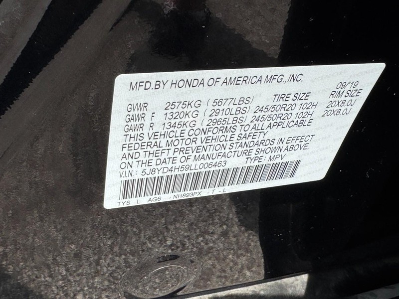 Acura MDX Vehicle Full-screen Gallery Image 28