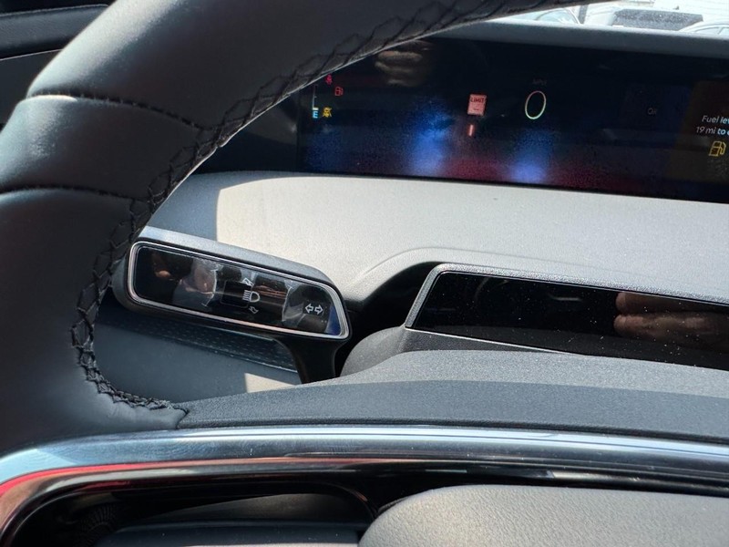 Lincoln Nautilus Vehicle Full-screen Gallery Image 20