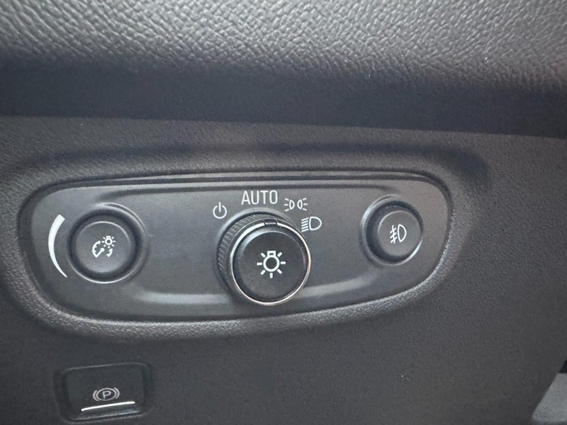 GMC Terrain Vehicle Full-screen Gallery Image 22