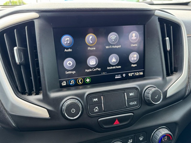 GMC Terrain Vehicle Full-screen Gallery Image 23