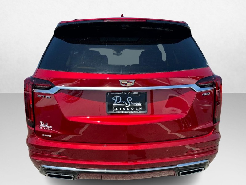 Cadillac XT6 Vehicle Full-screen Gallery Image 06