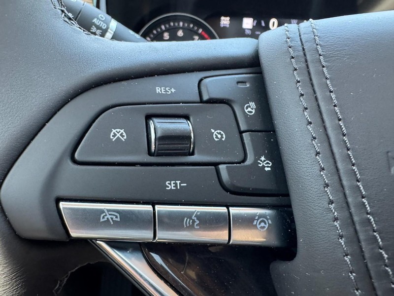 Cadillac XT6 Vehicle Full-screen Gallery Image 18