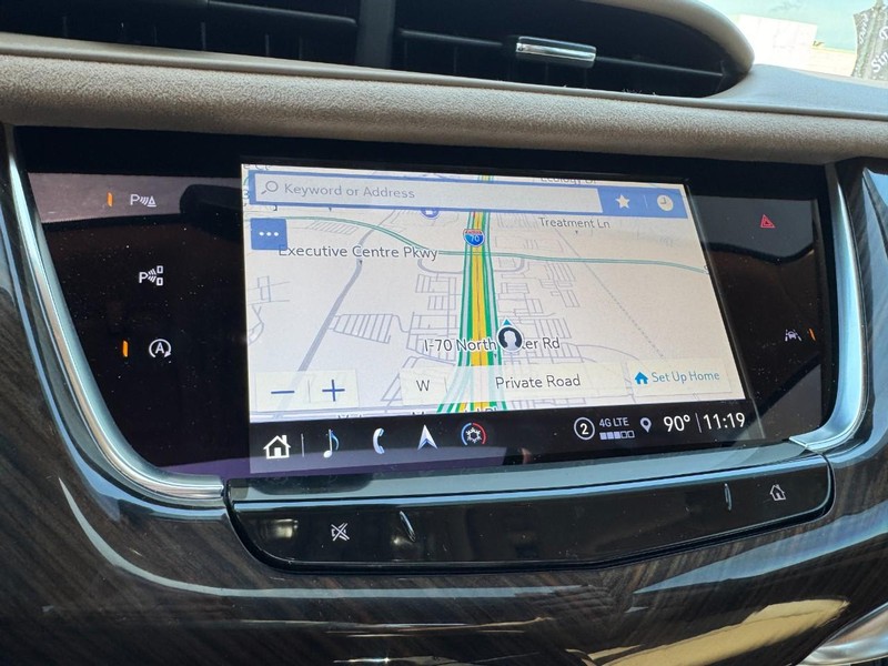 Cadillac XT6 Vehicle Full-screen Gallery Image 23