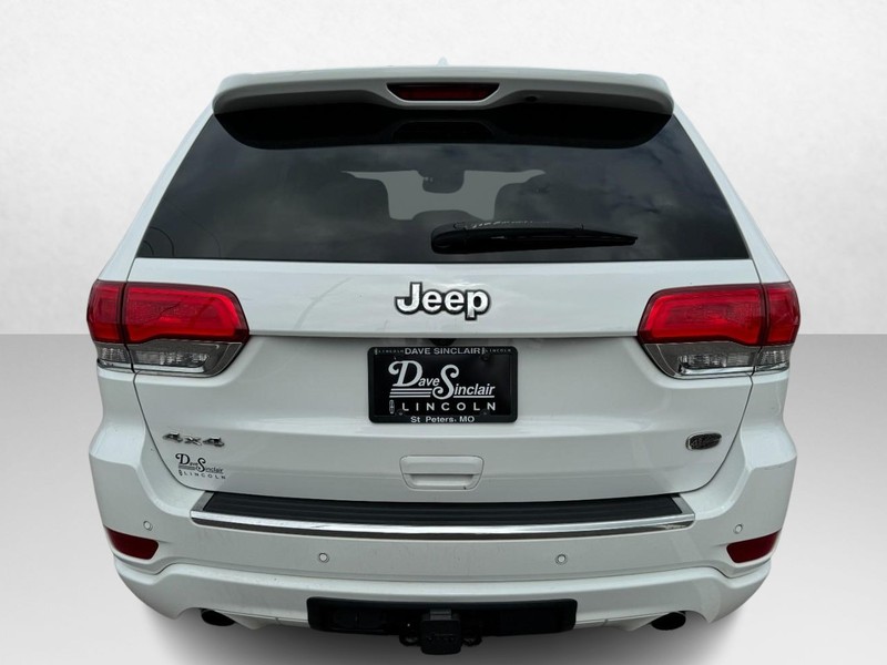 Jeep Grand Cherokee Vehicle Full-screen Gallery Image 06