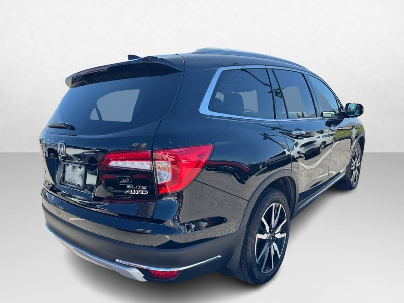 Honda Pilot Vehicle Full-screen Gallery Image 05