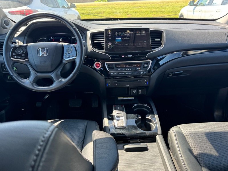 Honda Pilot Vehicle Full-screen Gallery Image 09