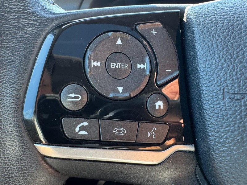 Honda Pilot Vehicle Full-screen Gallery Image 18