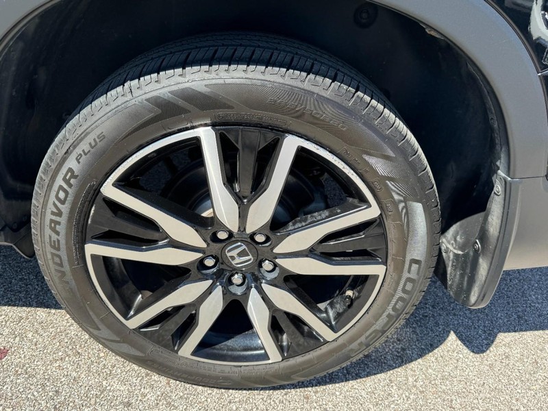 Honda Pilot Vehicle Full-screen Gallery Image 27