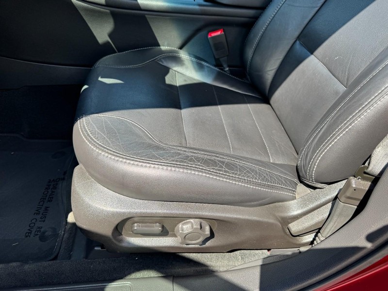 Ford Taurus Vehicle Full-screen Gallery Image 26