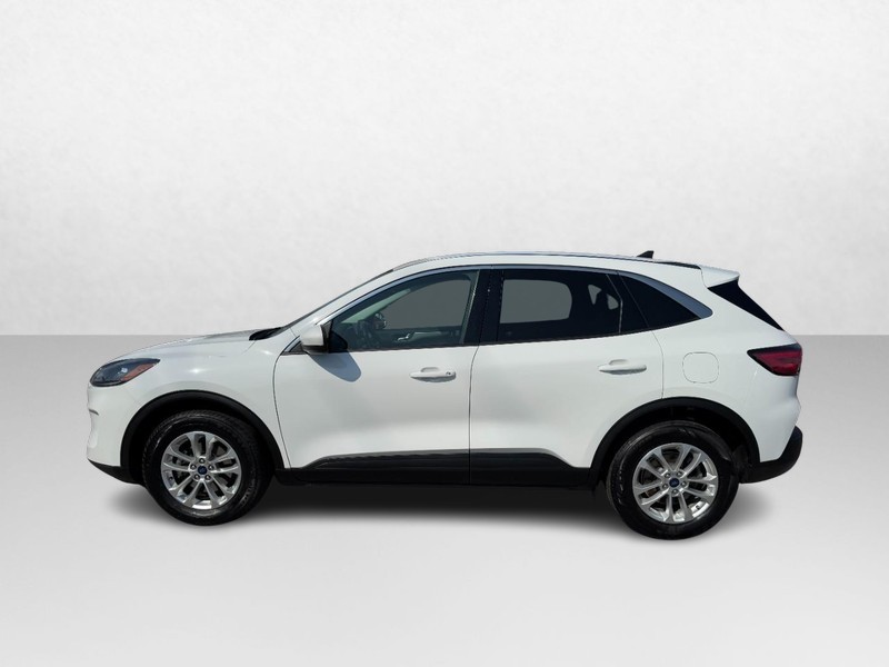 Ford Escape Vehicle Full-screen Gallery Image 08