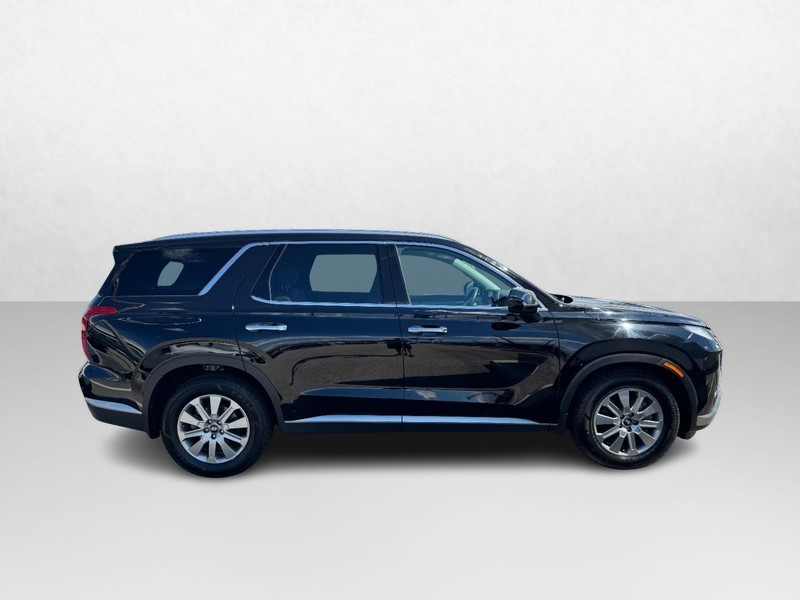 Hyundai Palisade Vehicle Full-screen Gallery Image 04