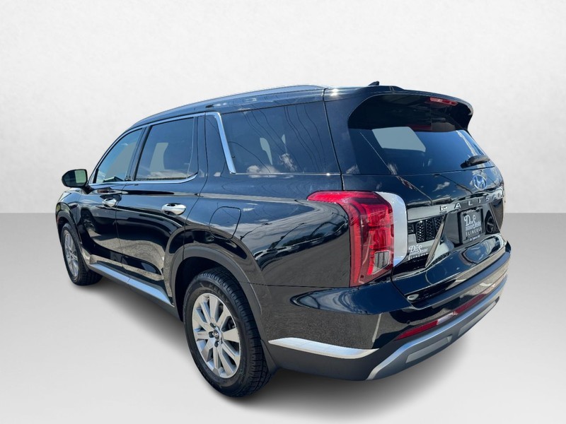Hyundai Palisade Vehicle Full-screen Gallery Image 06