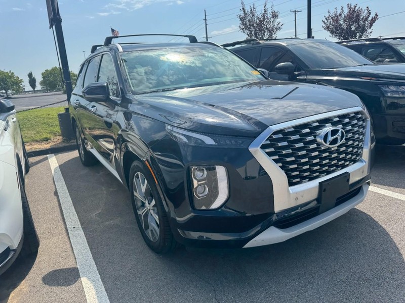 Hyundai Palisade Vehicle Full-screen Gallery Image 03