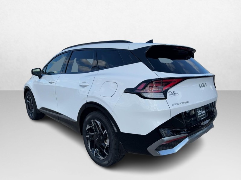 Kia Sportage Vehicle Full-screen Gallery Image 07