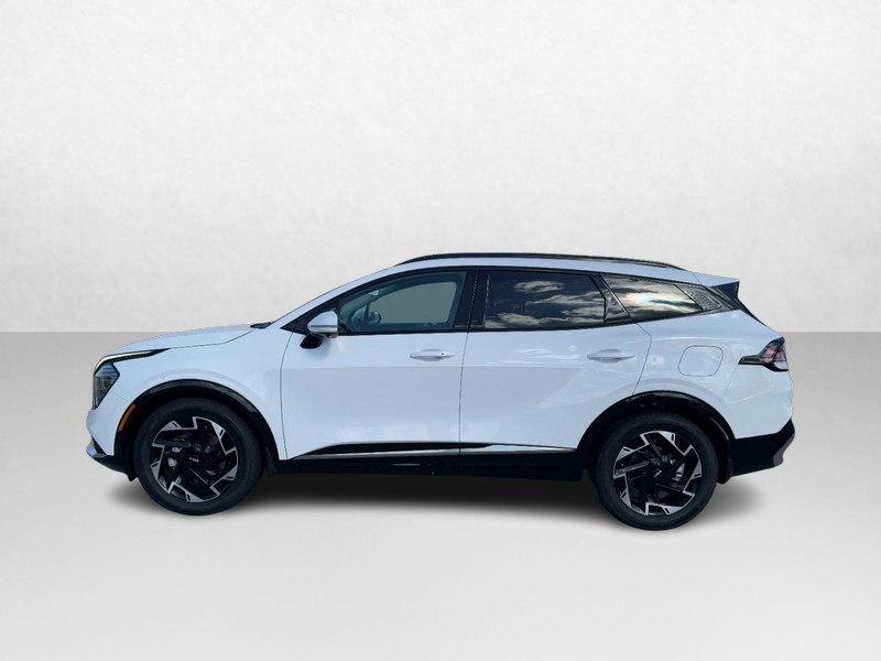 Kia Sportage Vehicle Full-screen Gallery Image 08