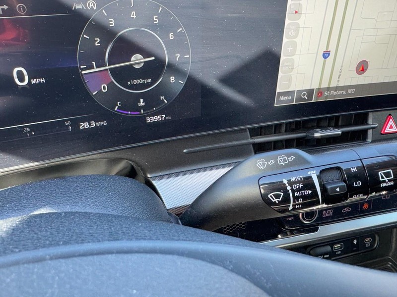 Kia Sportage Vehicle Full-screen Gallery Image 21