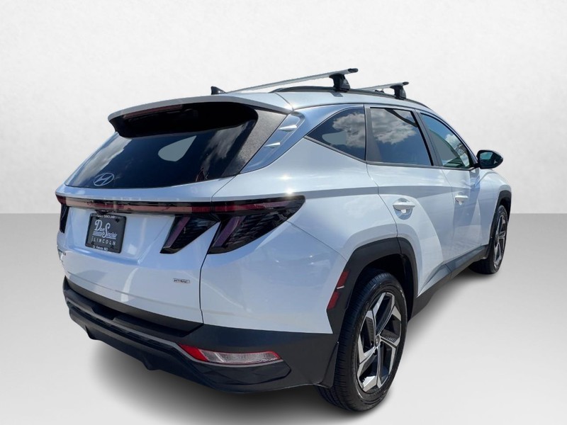 Hyundai Tucson Vehicle Full-screen Gallery Image 05
