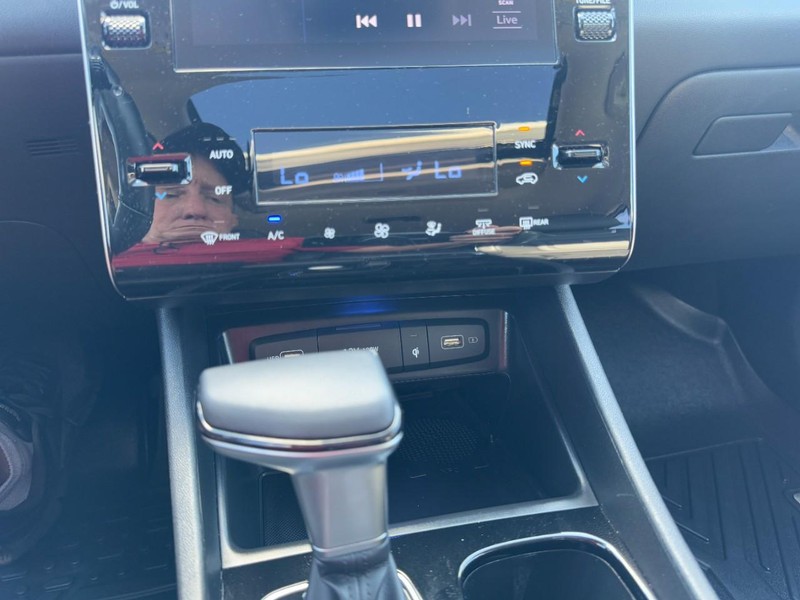 Hyundai Tucson Vehicle Full-screen Gallery Image 17