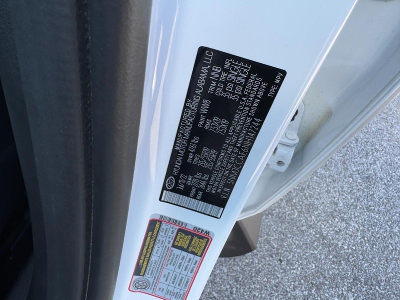 Hyundai Tucson Vehicle Full-screen Gallery Image 28