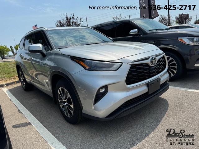 St. Peters MO 2022 Toyota Highlander more details - toyota highlander