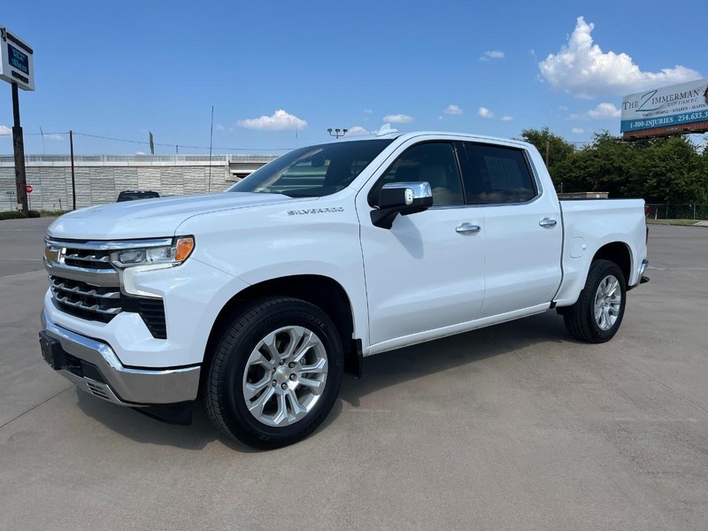 Chevrolet Silverado 1500 Vehicle Full-screen Gallery Image 2