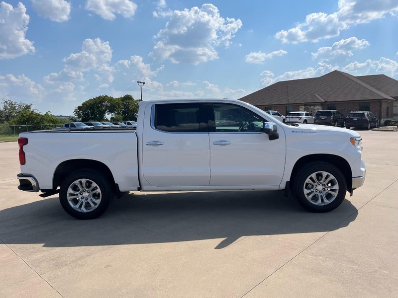 Chevrolet Silverado 1500 Vehicle Full-screen Gallery Image 7