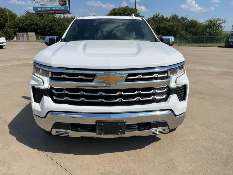 Chevrolet Silverado 1500 Vehicle Full-screen Gallery Image 9