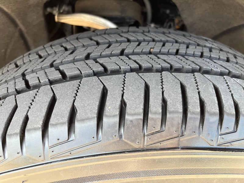 Chevrolet Silverado 1500 Vehicle Full-screen Gallery Image 11