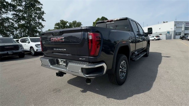 GMC Sierra 2500HD Vehicle Full-screen Gallery Image 08