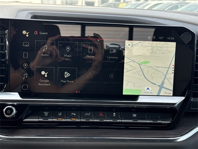 GMC Sierra 2500HD Vehicle Full-screen Gallery Image 16