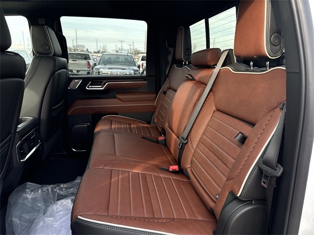 GMC Sierra 2500HD Vehicle Full-screen Gallery Image 23