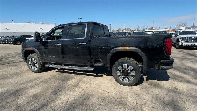 GMC Sierra 2500HD Vehicle Full-screen Gallery Image 06