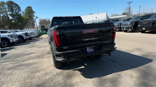 GMC Sierra 2500HD Vehicle Full-screen Gallery Image 07