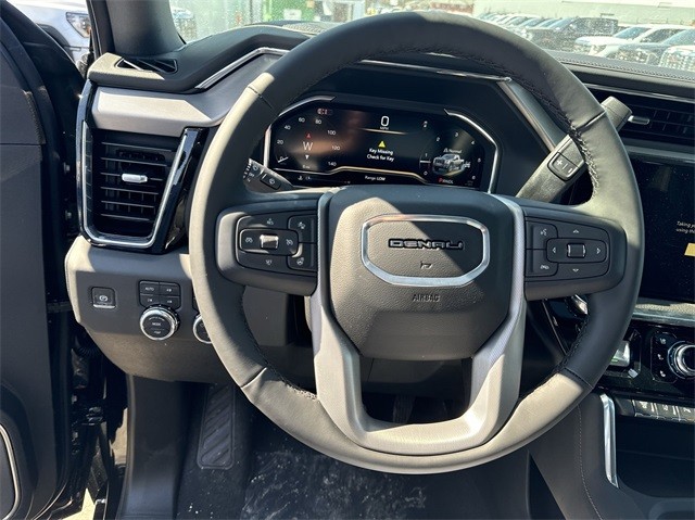 GMC Sierra 2500HD Vehicle Full-screen Gallery Image 14