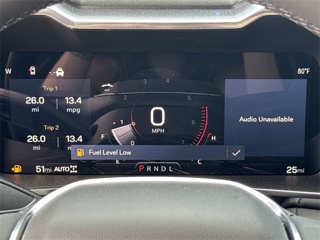 GMC Canyon Vehicle Full-screen Gallery Image 15