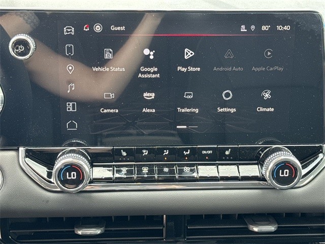 GMC Canyon Vehicle Full-screen Gallery Image 16