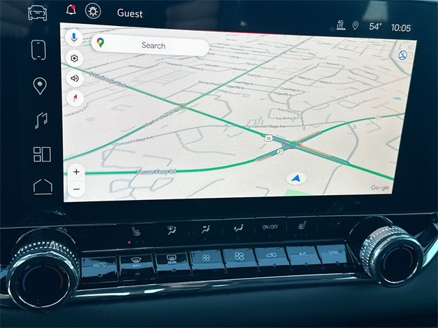 GMC Canyon Vehicle Full-screen Gallery Image 18